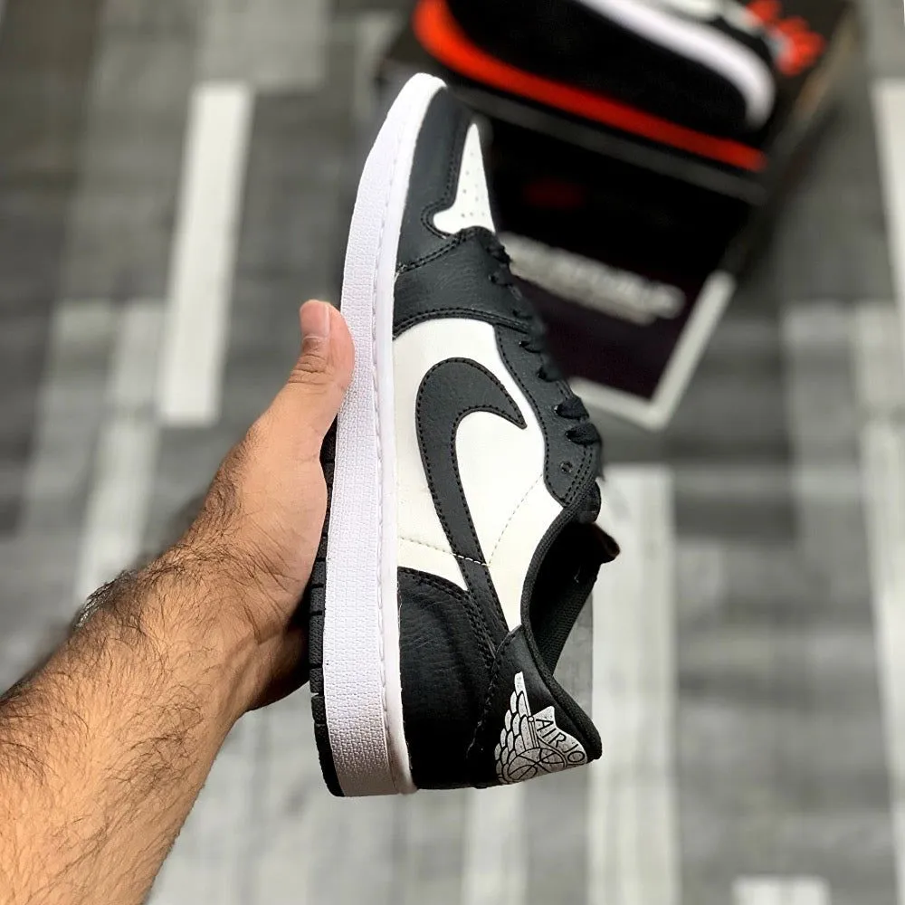 Aj-1 lows Traviis (Panda)