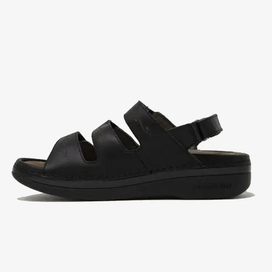 Cambrian Women's Delphi 3 Walking Sandals- Black