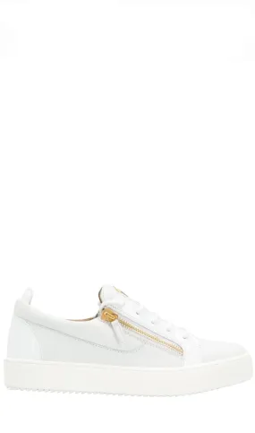 May Lond Donna Nicki Low-Top Sneakers (carry over style)