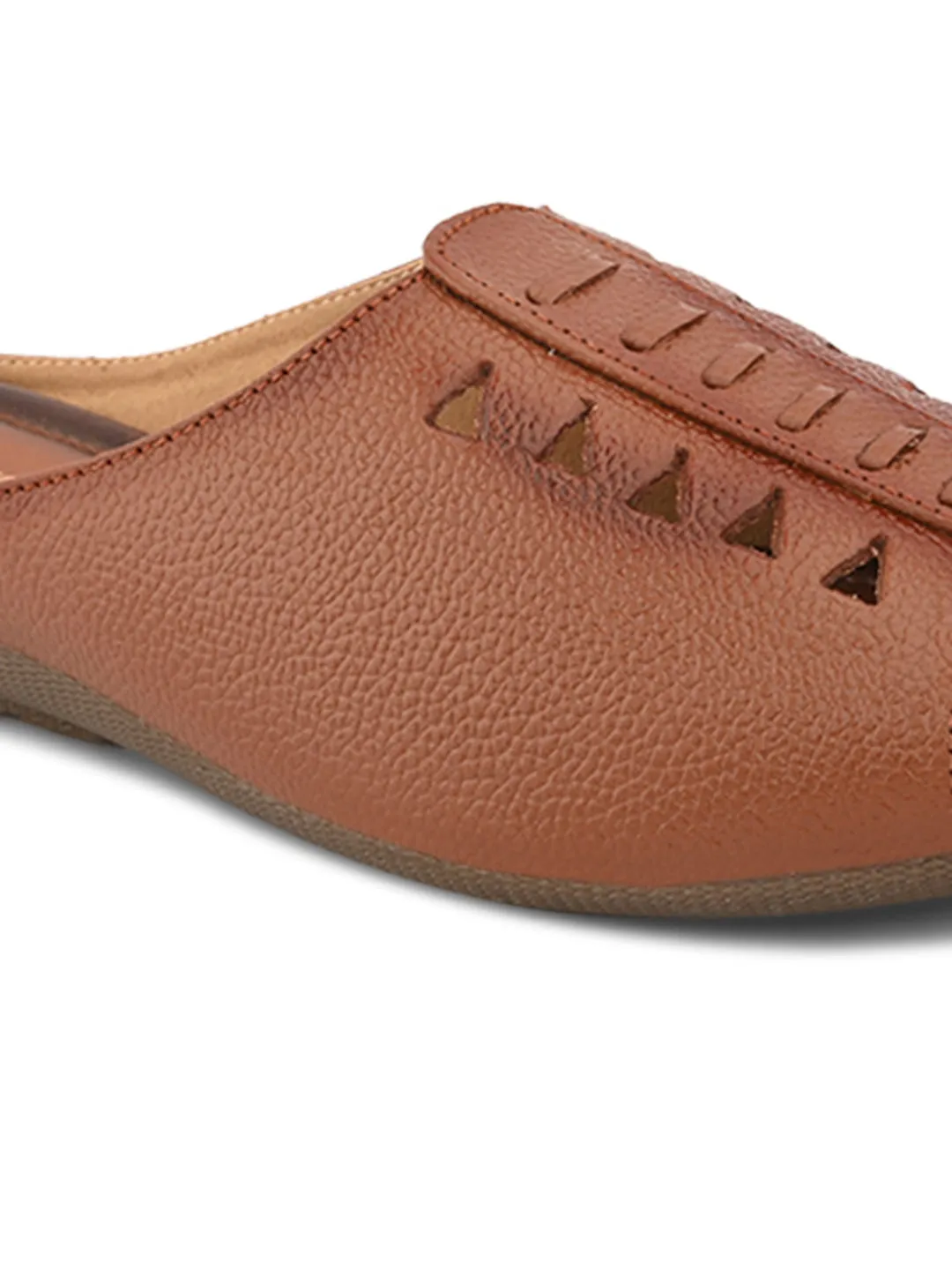Pelle Albero Women Brown Leather Flat Mules