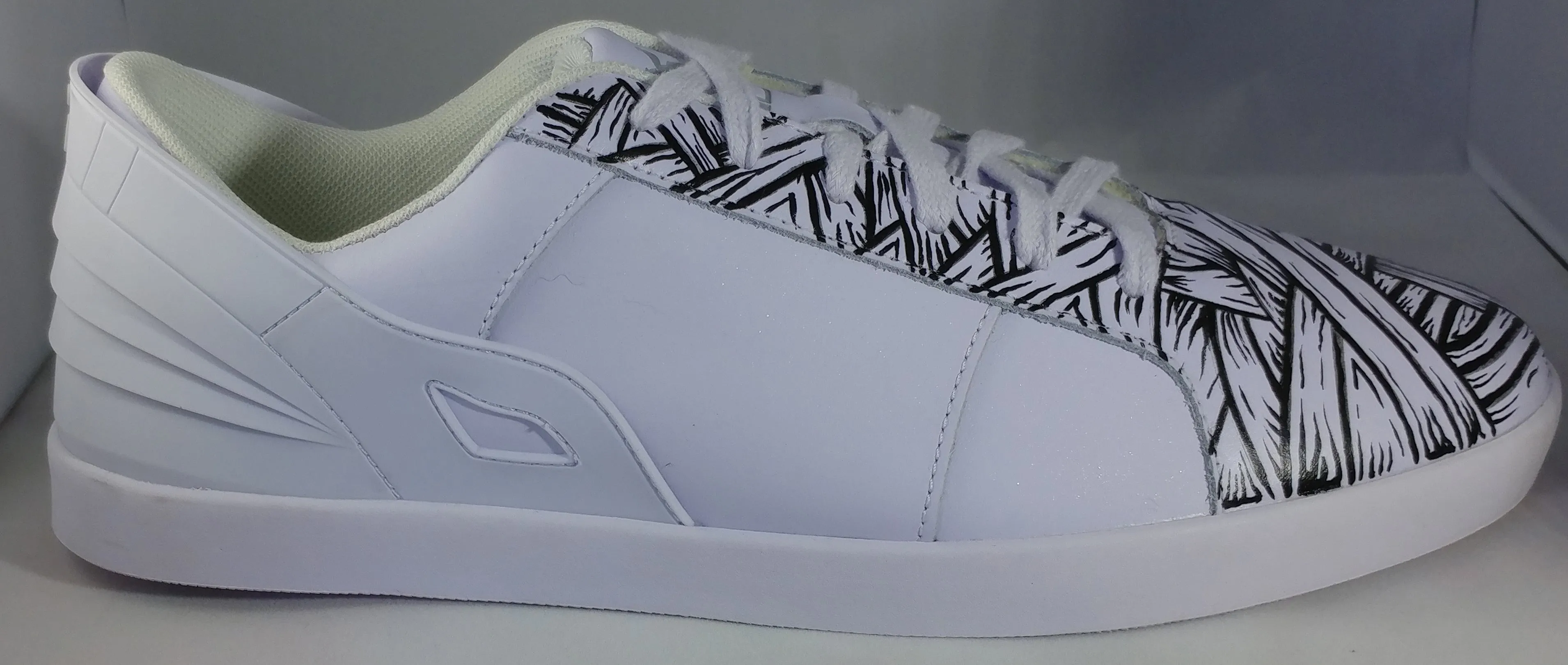 Triesti shoes: White Bandages