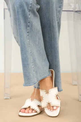 WHITE FAUX LEATHER STITCH DETAIL DESIGNER STRAP SANDALS