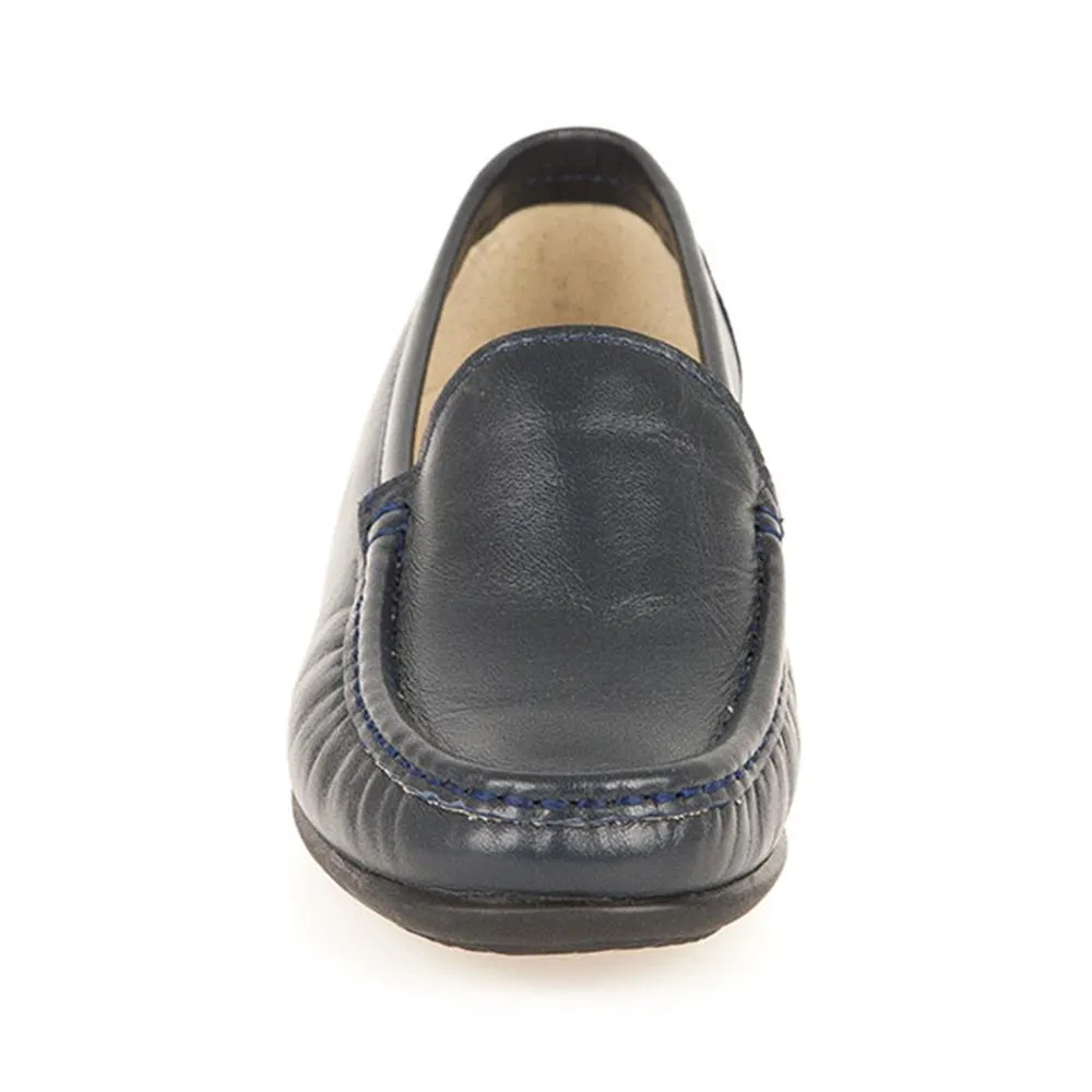 Wide-Fit Leather Loafers - CONT2400 / 309 091