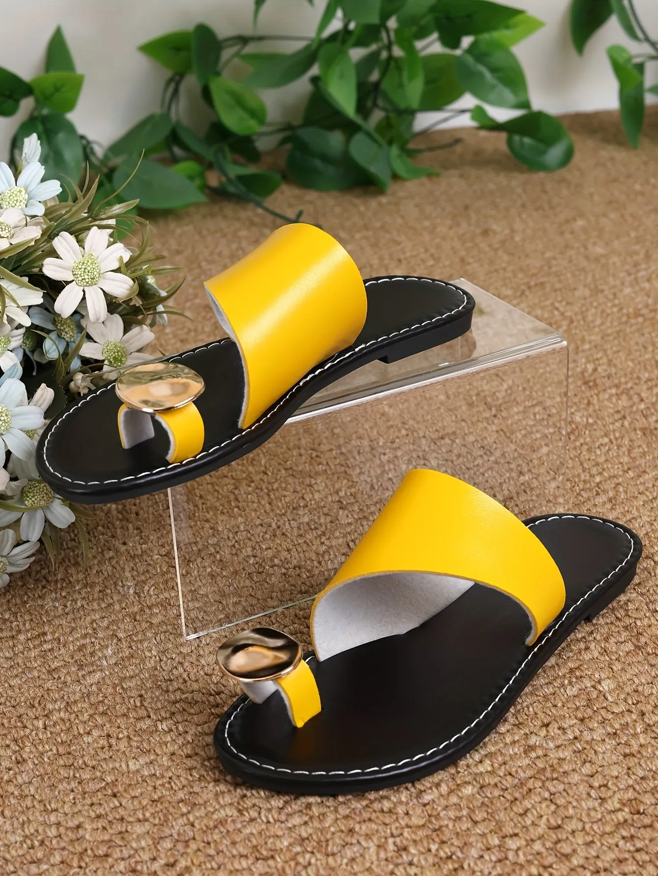 Women's Trendy Loop Toe Slide Sandals