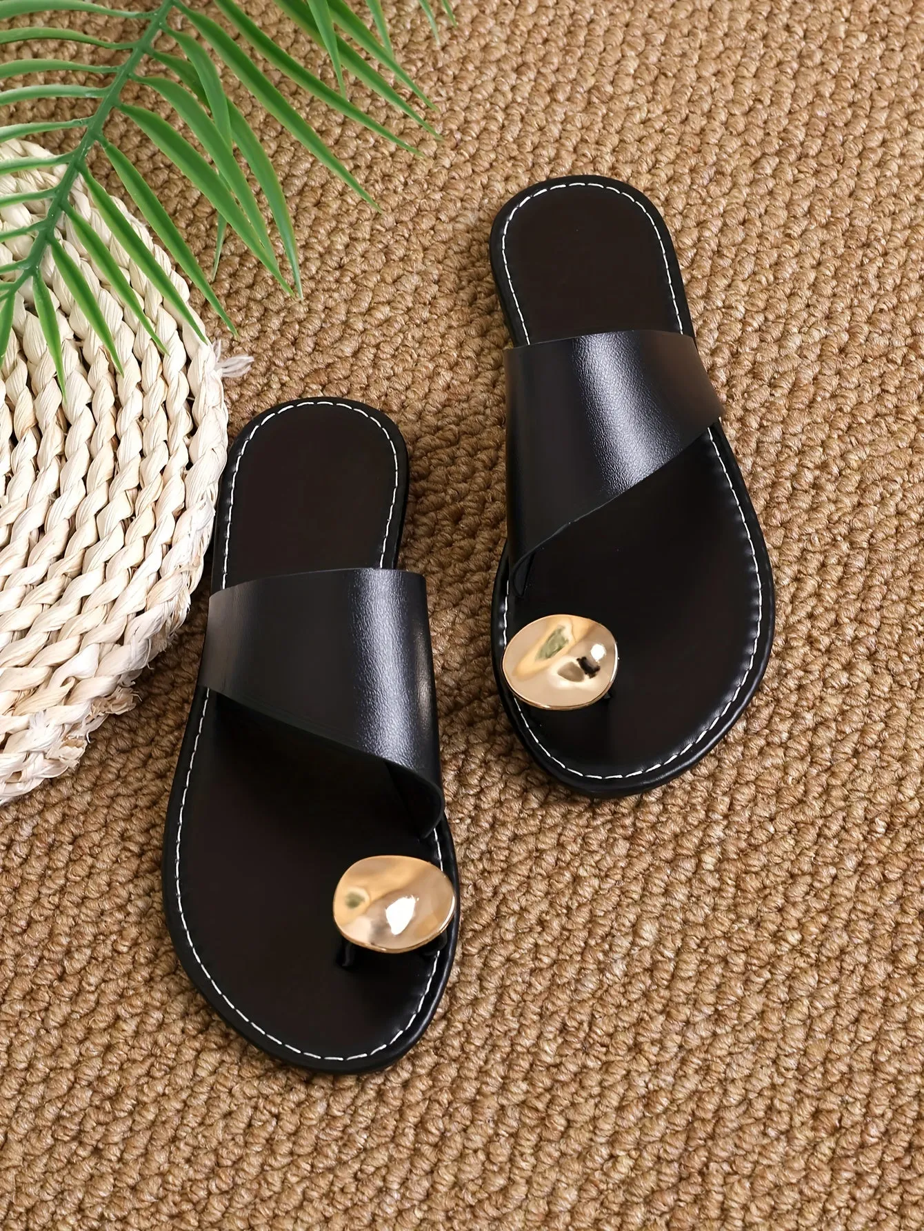 Women's Trendy Loop Toe Slide Sandals